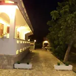 In Kampor Mit Privatparkplatz By Interhome Apartmán Rab Town