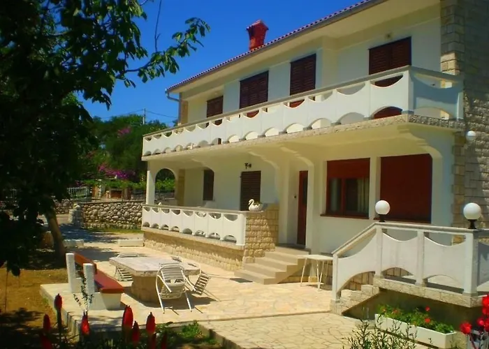 Apartament In Mit Privatparkplatz By Interhome