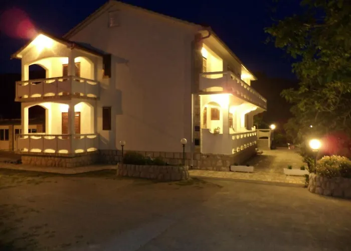In Kampor Mit Privatparkplatz By Interhome * Rab Town